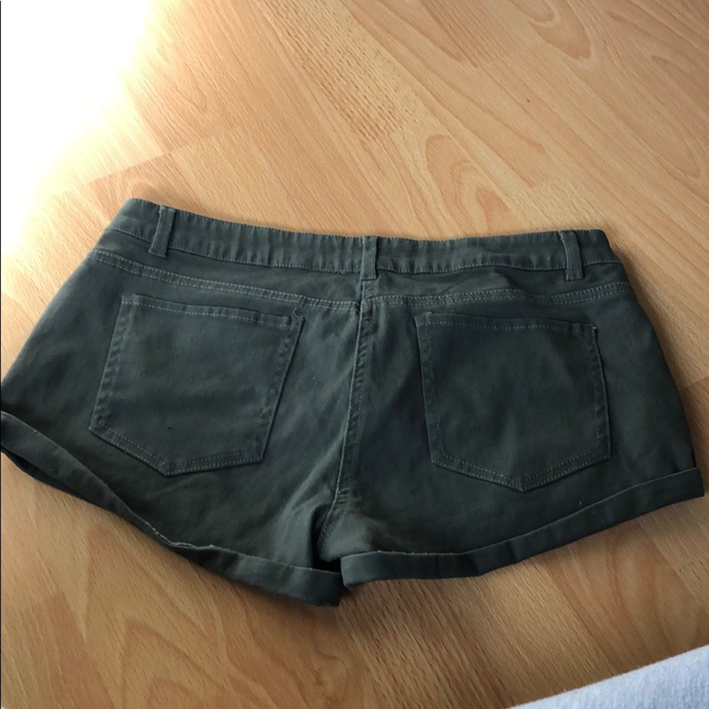 Shorts - Picture 2 of 2